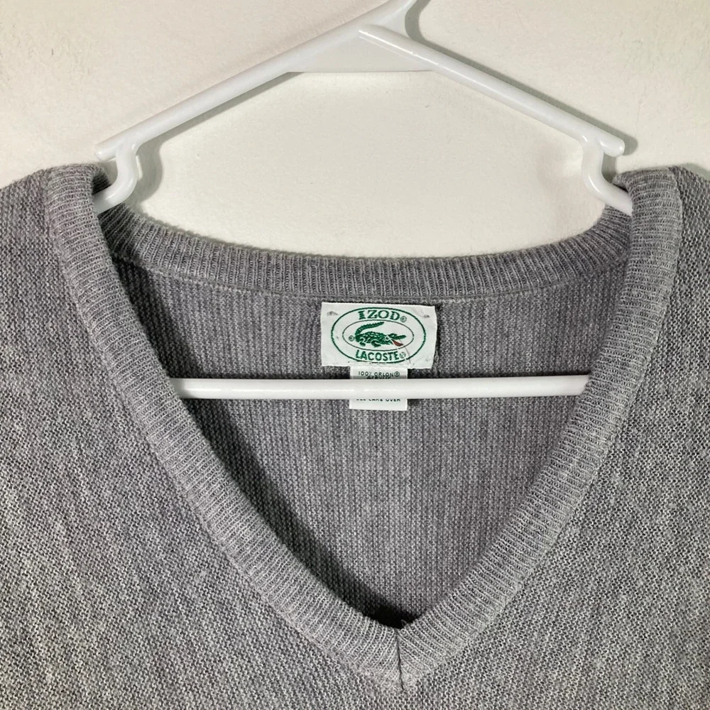 IZOD Lacoste V Neck Sweater‎ Mens XL Gray Pullover Long Sleeve Acrylic